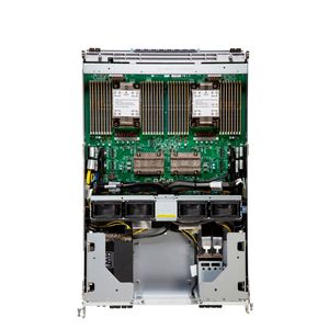 Das Innenleben des Primergy GX2580 M8s ohne HGX-300-Basebord. Aus dem Mainboard sitzen zwei Intel-Xeon-6700P-Prozessoren mit jeweils bis zu 86 P-Cores und FCLGA4710-Interface.(Bild:  Fsas)