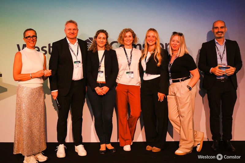 Großes Lob gebührte dem Organisationsteam: (v. l.) Evelyn Vogt, Jens Gerken, Susanne Poeschke, Isabel Navarra, Vivien Ritter, Ilona Pöhler und Peter Dejakum (Bild: Anne Floeter)