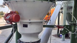 Der Duplocon steigert die Effizienz von nachgeschalteten Dosierschnecken. (Bild: Wam GmbH)