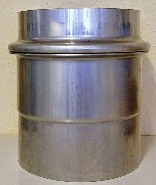 Baugruppe aus einem radial (oben) und einem axial umgeformten Bauteil. (Bild: Ebm)