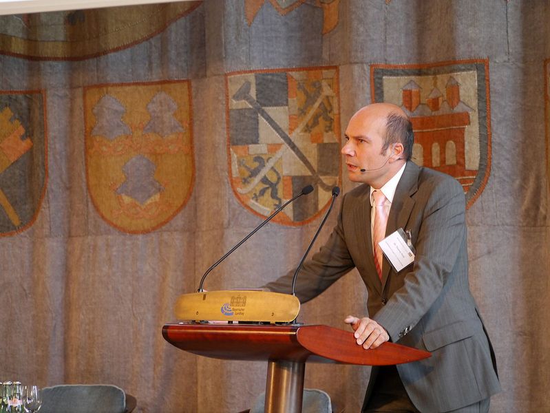 ... zeigte in seinem Referat „Datensicherheit in Bayern 2.0“ ... (Foto: Gerald Viola)
