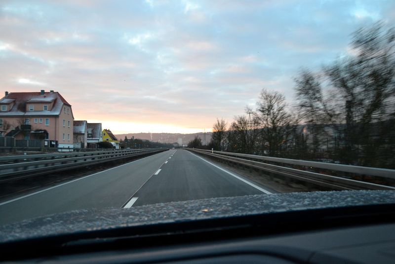 Um den Kraftstoffverbrauch möglichst gering zu halten, geht das gesamte Drehmoment bei normalen Fahrbedingungen ausschließlich an die Hinterräder. (Michel / »kfz-betrieb«)