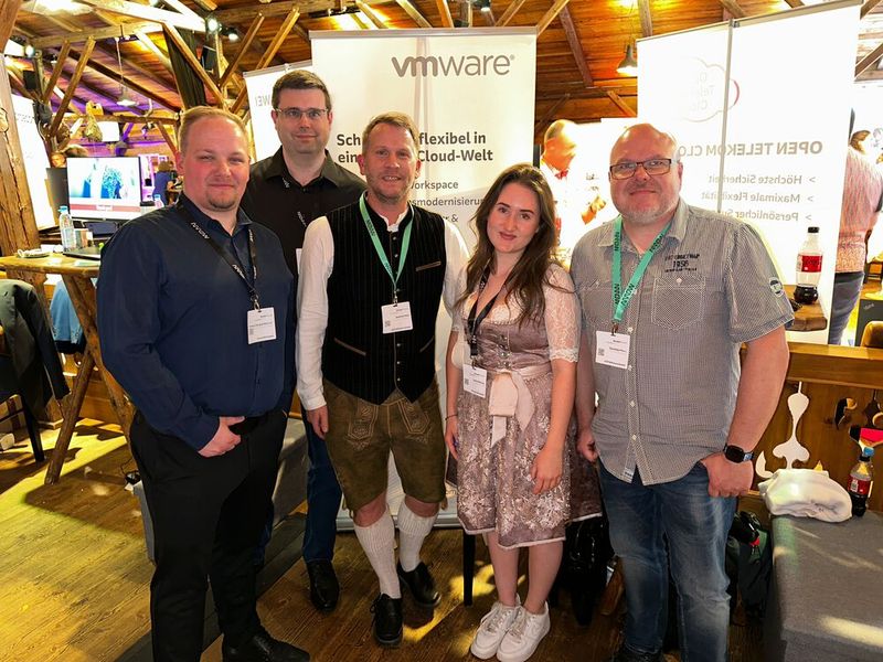 (v. l.) Patrick-Douglas Bossack und Oliver Creutzner (Arrow), Andreas Hein (CCP), Laura Skarica (Arrow) und Christian Mann (CCP). (Bild: Vogel IT-Medien )