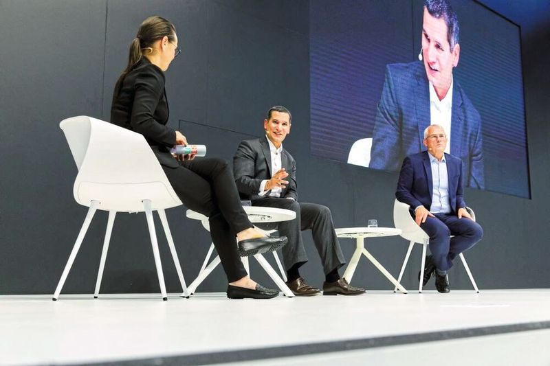 Geburtsstunde des gemeinsamen Leitbilds auf der K-Messe (Bild: PED/Ulrik Eichentopf)
