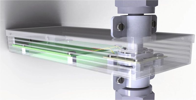 Abb. 2: Neues Sensormodul für die nicht-invasive Temperaturmessung in rauer chemischer Umgebung  (Bild: AG Chemische Reaktionstechnik/TU Dresden)