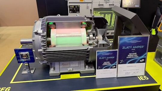 Innomotics erhielt den Golden Amper Award für Niederspannungs-Permanentmagnetmotoren der Effizienzklassen IE5 und IE6.(Bild:  Innomotics)