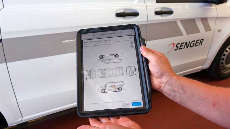 Die Direktannahme per Tablet ist bei Auto-Senger längst Standard. Die Direktannahme per Tablet ist bei Auto-Senger längst Standard.