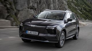 Den Aiways U5 können Kunden ab 14. August an 30 Standorten der Elektromarkt-Kette Euronics Probe fahren und bestellen. (Bild: Aiways)