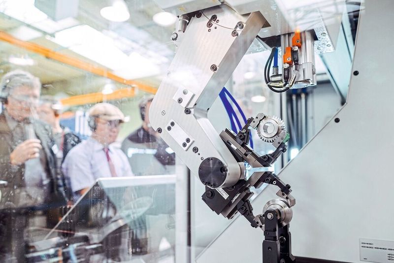 Neben den ausgestellten Maschinen und Technologien konnten die Besucher ein äusserst vielfältiges Vortragsprogramm verfolgen. (EMAG Koepfer)