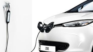 Der Renault Zoë lässt sich nun auch an der Steckdose laden. (Foto: Renault)