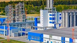 The Omsk facility sources propane-propylene fraction, its key feedstock, from Gazprom Neft’s Omsk Refinery, while Sibur helps distribute its end-products in Russia and the CIS.  (Sibur )