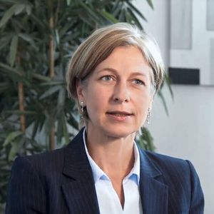 Caryn Mathy est docteur en économie, spécialiste du secteur de la santé, titulaire d'un MBA et professeure à la HEIG-VD depuis 2017. (Source :  Caryn Mathy)