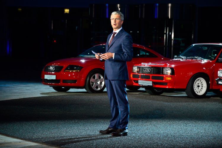 Audi-Vorstandschef Rupert Stadler präsentierte das neue A5 Coupé und stellte es in eine Linie mit früheren Coupé-Produkten aus der Audi-Historie. (Achter / »kfz-betrieb«)