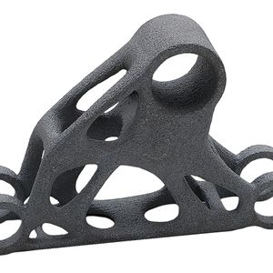 Im Vergleich zu konventionellen Formgebungsmethoden, wie isostatischem Pressen oder Schlickerguss bietet die additive Fertigung eine größere Designfreiheit und kürzere Vorlaufzeiten.(Bild:  Kyocera)