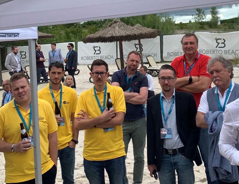 Spannung vor dem Genuss! (Bild: IT-BUSINESS)