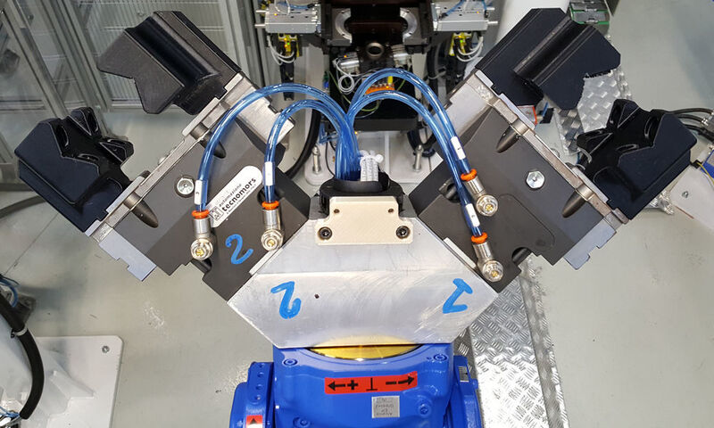 Mit dem Fortus 450mc 3D-Drucker von Stratasys testet GKN Driveline Florenz eine Reihe neuer Tooling-Anwendungen (wie die oben abgebildeten End-of-Arm-Werkzeuge), um kostspielige Produktionsausfälle zu vermeiden.  (Stratasys)