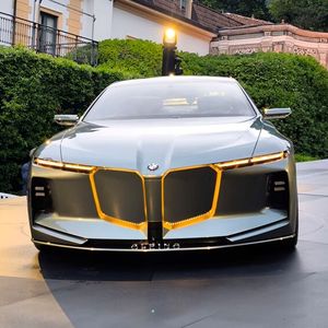 Die hinterleuchtete BMW-Niere ist jedenfalls ein Blickfang.(Bild:  SP-X/Mario Hommen)