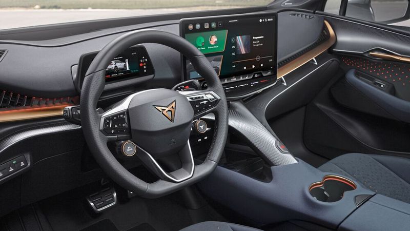 … insbesondere da die Preisliste bei mindestens 56.200 Euro beginnt. (Bild: Seat)