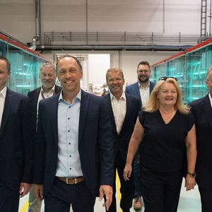 Moritz Manigatter, Paul Fattinger, Markus Nuspl (neuer Geschäftsführer), Christian Reslhuber, Roman Adlesgruber, Christine Adlesgruber, Kurt Manigatter (v.l.n.r.). (Bild:  Steininger Jurgen)