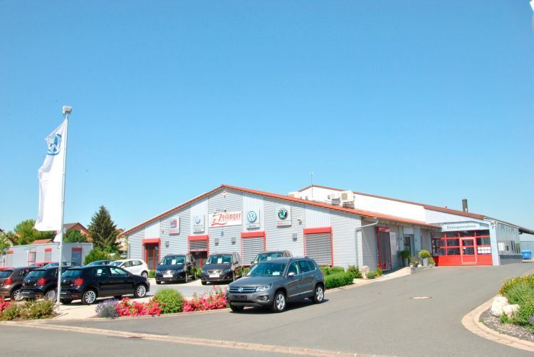 Feng Shui im Wartebereich und ein ungewöhnliches Kulanzversprechen: Das Autohaus Zeilinger in Dietersheim geht neue Wege, um besonderen Service zu bieten. (Foto: Kampfmann)