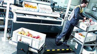 Freifahrende Open Shuttles bringen Flexibilität ins Lager. (Bild: Knapp)