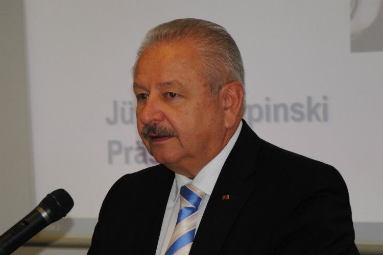 LV-Präsident Jürgen Karpinski: „Die ,Dumping-Preis-Händler‘ richten sehr viel Schaden bei ihren rechtschaffenen Kollegen an.“ (Foto: Baeuchle)