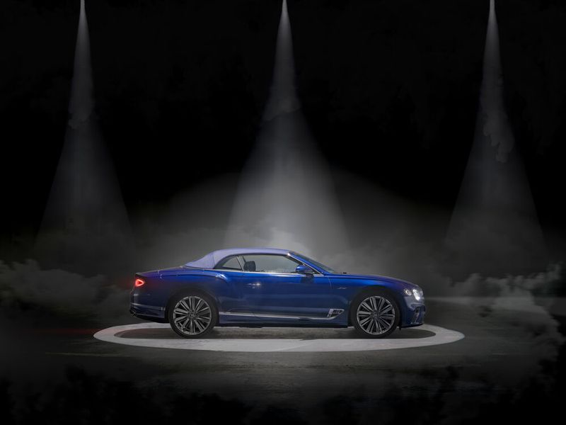 Ebenfalls klassisch: ein Stoffdach. (Bild: Bentley)