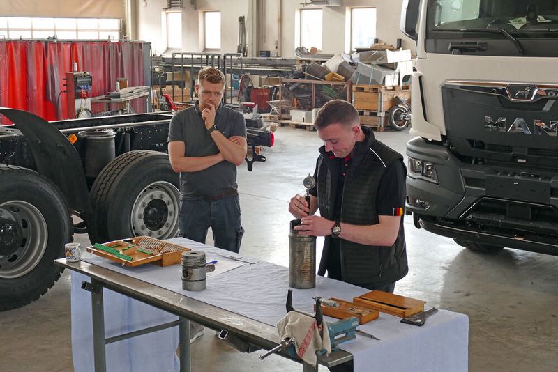 Die Aufgaben, die sie hier bewältigen mussten, hatten Euroskills-Niveau. (Bild: Worldskillsgermany)