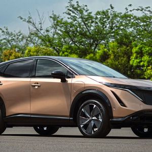 Der Ariya basiert auf einer neuen Plattform des Renault-Nissan-Konzerns und liegt zwischen den SUVs Qashqai und X-Trail.(Bild:  Hersteller)