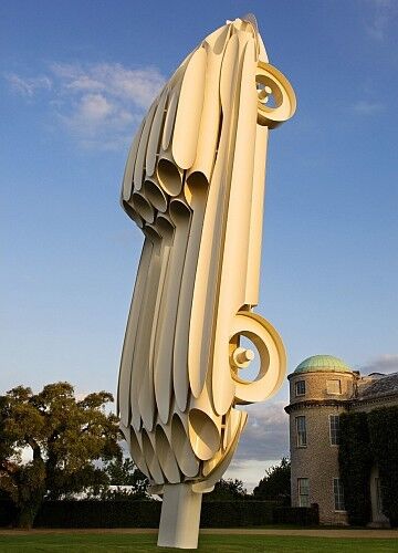 Jaguar E-Type Skulptur in Goodwood. (Foto: Jaguar)