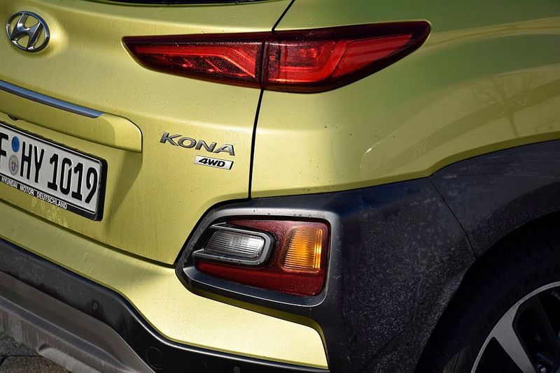 Der Kona ist mit Allradantrieb lieferbar, das unterscheidet ihn von vielen Mini-SUVs. (Jan Rosenow)