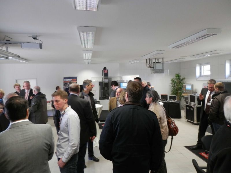 Mit einem neuem Vorführraum wartet das Haas-Factory-Outlet AKB in Upahl auf. (Bild: Haas)
