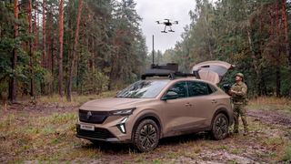 Der auf dem Rafale basierende „4 Troop“ soll als mobile Kommandostation dienen. (Bild: Renault)