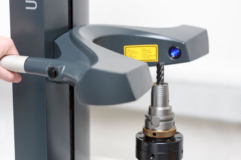 Bei der Entwicklung des neuen Einstellgeräts Uniset-C von MAPAL stand vor allem eines im Vordergrund: das einfache Handling beim optischen Einstellen und Messen im Einstiegssegment. (Mapal)