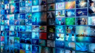 Digital Signage bietet eine Vielzahl an Anwendungsmöglichkeiten. (metamorworks - stock.adobe.com)