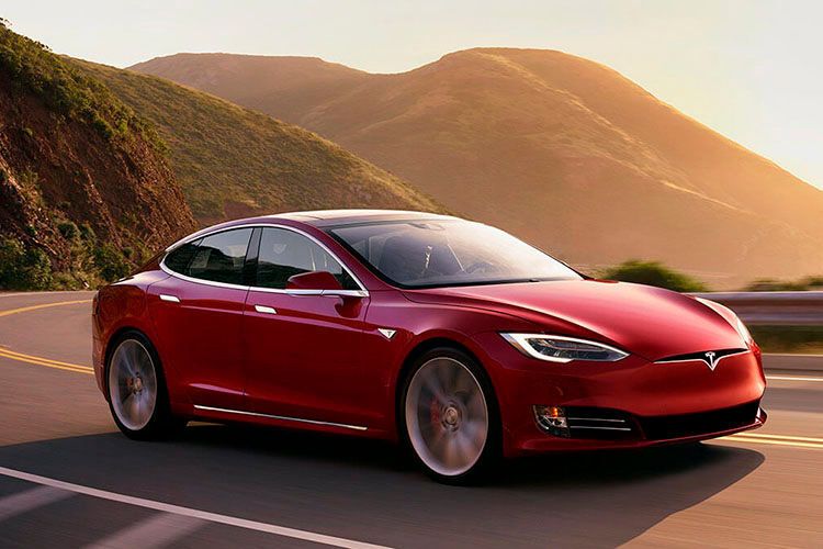 Platz 5: Tesla Model S (1.711 Einheiten) (Tesla)