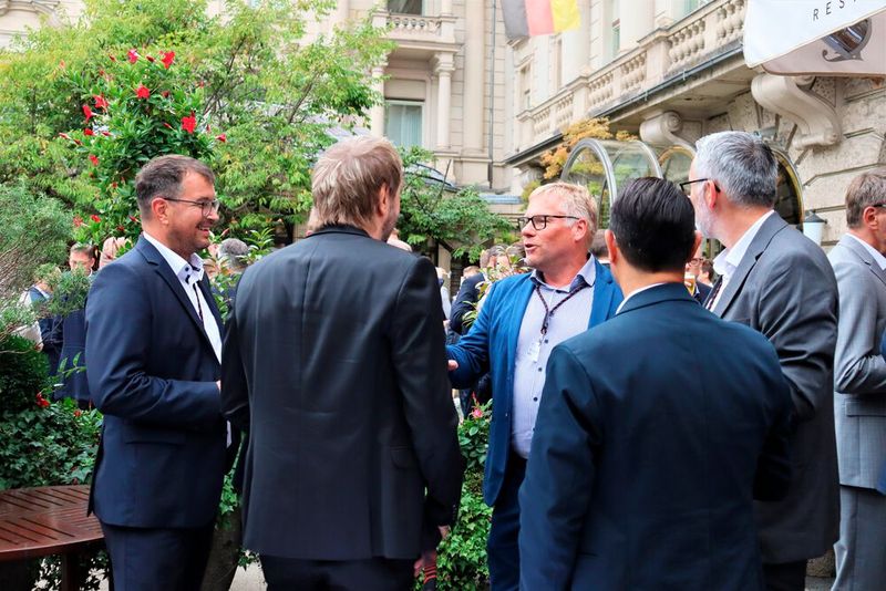Anschließend fanden sich alle im Restaurant Ente ein.  (Bild: TIM)