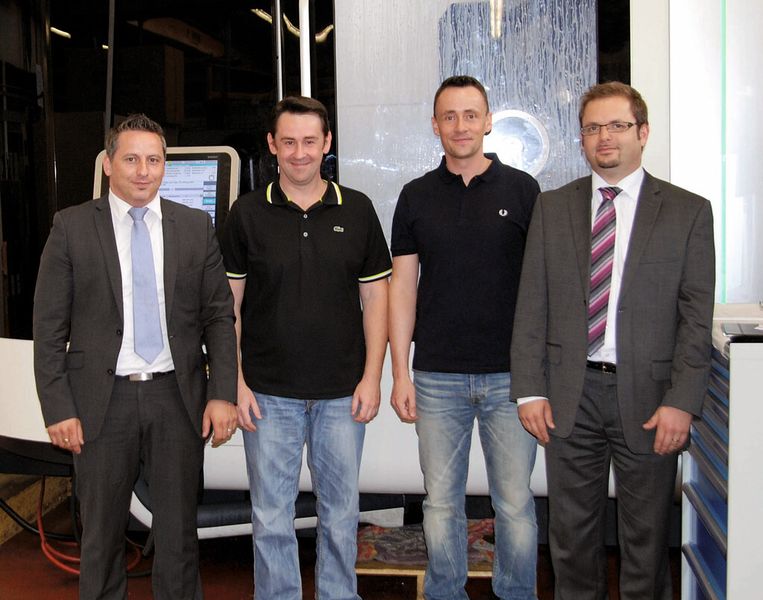 Sie stehen für das magische Dreieck aus Maschine, Spannfutter und Anwendung: Damiano Casafina, Röhm CH, Bruno und Thomas Lutz, Maag Pump Systems, Patrick Tresch, DMG/Mori Seiki CH (v.l.n.r.). (Bild: Röhm)