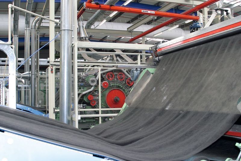 Für Personen- und Nutzfahrzeuge der meisten Hersteller fertigt die Borgers-Gruppe textile Füllstoffe, Verkleidungen und zusätzliche Komponenten. (Archiv: Vogel Business Media)