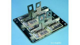 Kein Problem für die Vakuum-Lötanlage: Ein etwa 1 kg schweres Leistungsmodul für Hochleistungsantriebe (Archiv: Vogel Business Media)