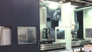 Das bei Faymonville seit Juni 2017 in der Produktion eingesetzte MTE-Fräsbearbeitungszentrum FBF-S 6000. (MTE)