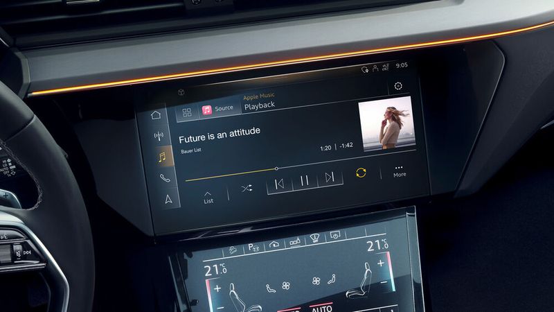 Digitale Services im Auto: Deutsche sind offen dafür, je nach Generation würden sie deutlich mehr Geld für ein entsprechend ausgestattetes Auto ausgeben.(Bild:  Audi)