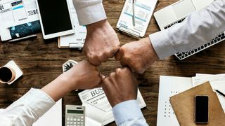 Bezahl.de und der Verband der Mercedes-Benz Vertreter (VMB) haben eine Kooperation vereinbart. (Bild: Bezahl.de)