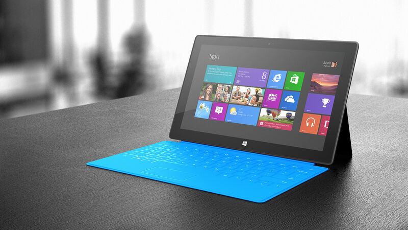 Ende 2012 kamen zuerst die mit ARM-CPUs und Windows RT betriebenen Surface Tablets auf den Markt. (Bild: Microsoft)