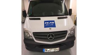 HJS hat sein Nachrüstsystem zuerst für den Mercedes-Benz Sprinter entwickelt. (HJS)