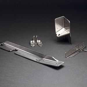 Titanbauteile aus der Luftfahrt, die ebenfalls mit Vericut simuliert wurden.