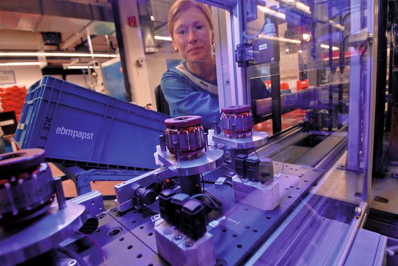100-Prozent-Kontrolle in der Fertigung für zuverlässige Funktion.  (Bild: ebm-papst)