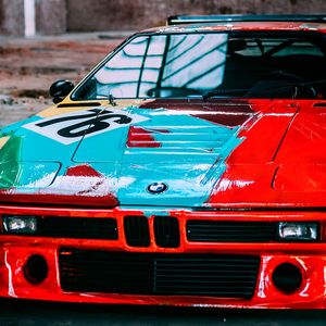1979 bemalte Andy Warhol diesen M1.(Bild:  Stephan Bauer/BMW)