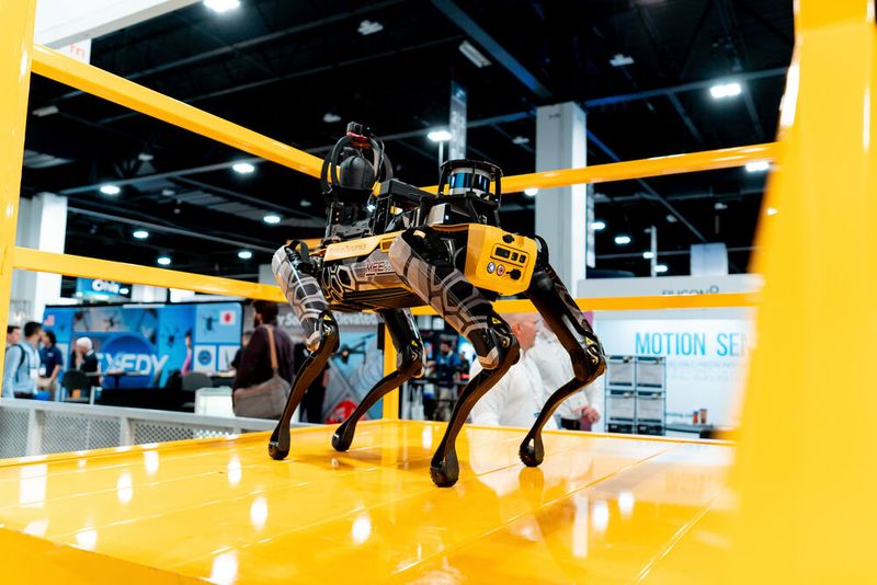 Das Konferenzprogramm der XPONENTIAL Europe spiegelt den State of the Art der Entwicklung autonomer Systeme wider.(Bild:  Messe Düsseldorf)