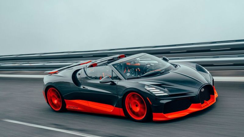 Mit 454 km/h hat der Bugatti W16 Mistral einen Geschwindigkeitsweltrekord für offenen Fahrzeuge aufgestellt. (Bild: Bugatti)